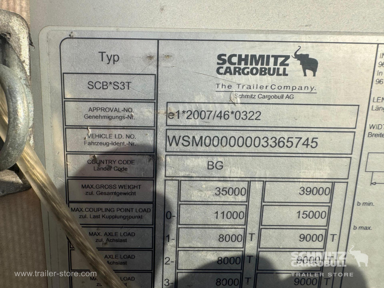 SCHMITZ Curtainsider Standard - Gardintrailer: bilde 2 SCHMITZ Curtainsider Standard - Gardintrailer: bilde 2