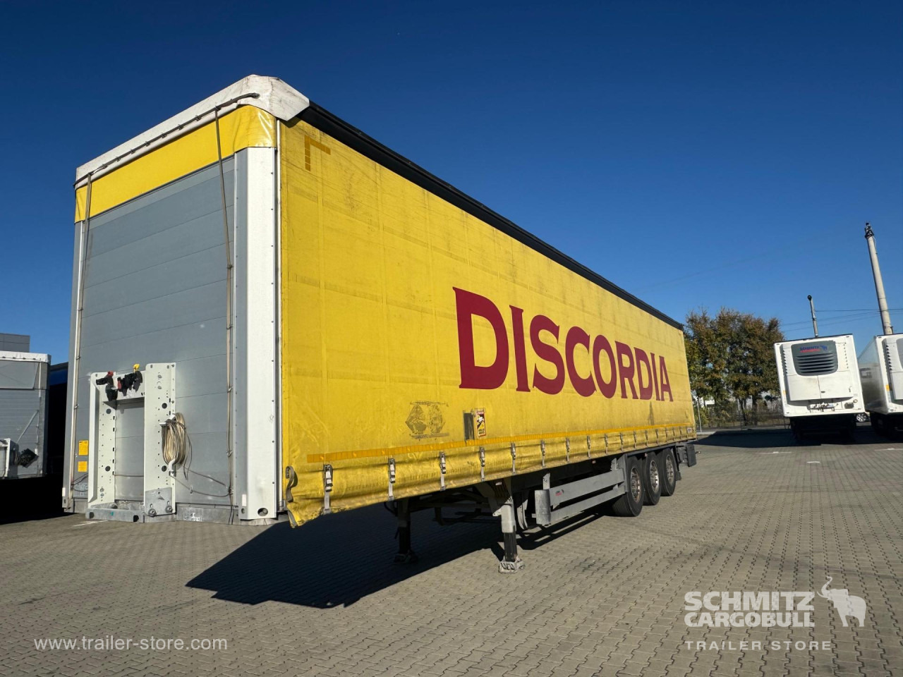 SCHMITZ Curtainsider Standard - Gardintrailer: bilde 1 SCHMITZ Curtainsider Standard - Gardintrailer: bilde 1