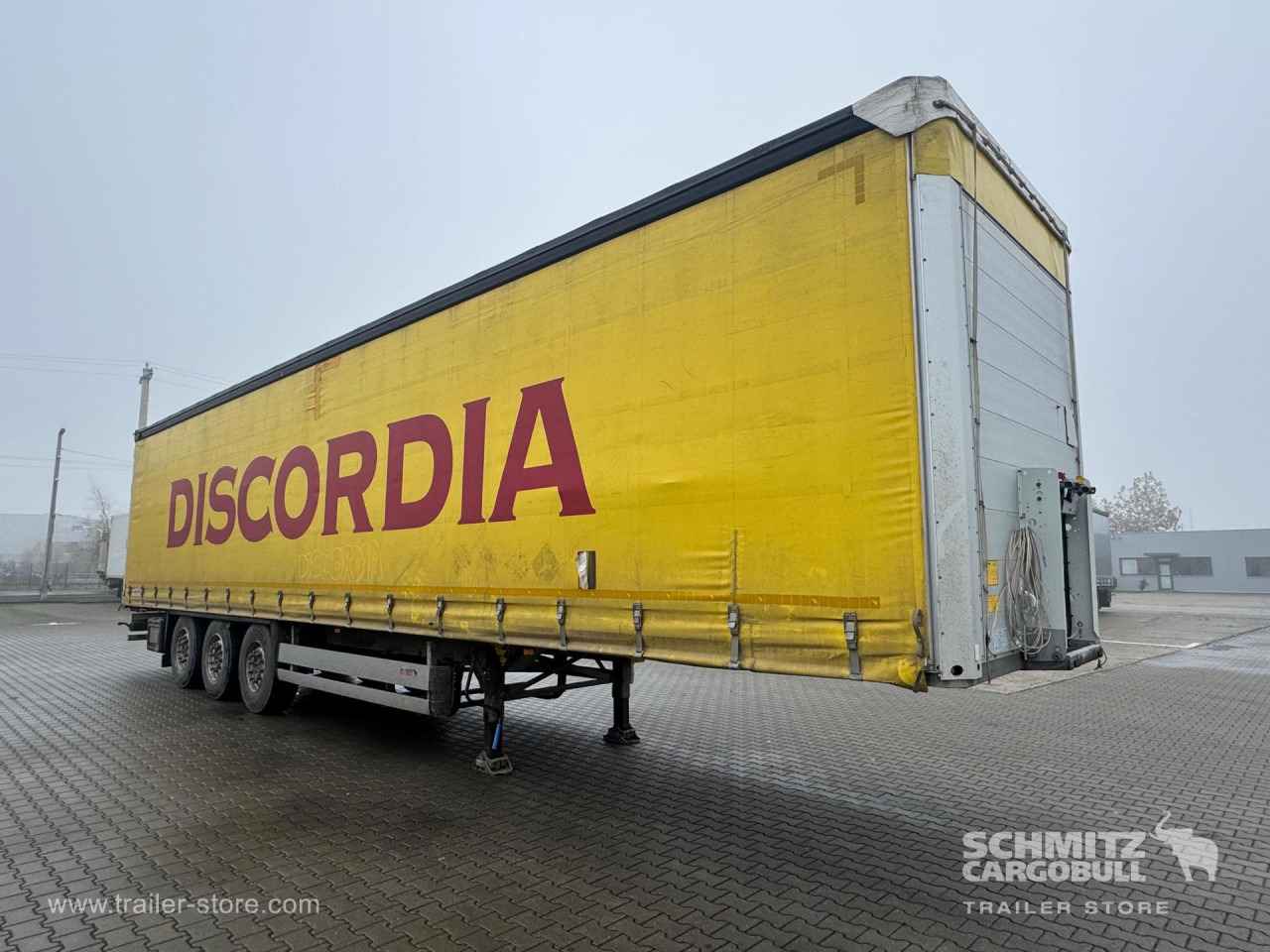 SCHMITZ Curtainsider Standard - Gardintrailer: bilde 1 SCHMITZ Curtainsider Standard - Gardintrailer: bilde 1
