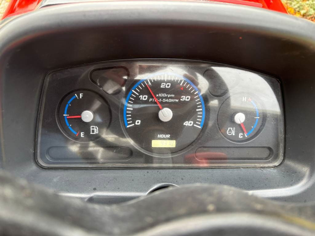 Kioti CK 3310 HST - Minitraktor: bilde 5 Kioti CK 3310 HST - Minitraktor: bilde 5