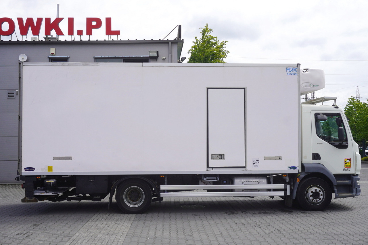 DAF LF 220 / Refrigerator 16 EPAL Multitemp / Carrier Supra 1150 MT / Palfinger 1500 kg - Lastebil med kjøl: bilde 2 DAF LF 220 / Refrigerator 16 EPAL Multitemp / Carrier Supra 1150 MT / Palfinger 1500 kg - Lastebil med kjøl: bilde 2