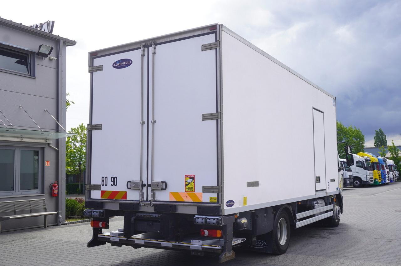 DAF LF 220 / Refrigerator 16 EPAL Multitemp / Carrier Supra 1150 MT / Palfinger 1500 kg - Lastebil med kjøl: bilde 3 DAF LF 220 / Refrigerator 16 EPAL Multitemp / Carrier Supra 1150 MT / Palfinger 1500 kg - Lastebil med kjøl: bilde 3