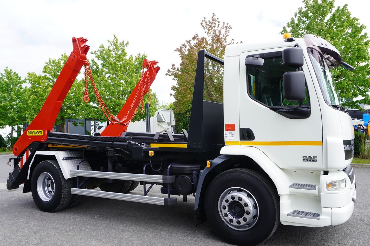DAF LF 55.220 Skip loader GUIMA PALFINGER M14T - Liftdumper lastebil: bilde 3 DAF LF 55.220 Skip loader GUIMA PALFINGER M14T - Liftdumper lastebil: bilde 3