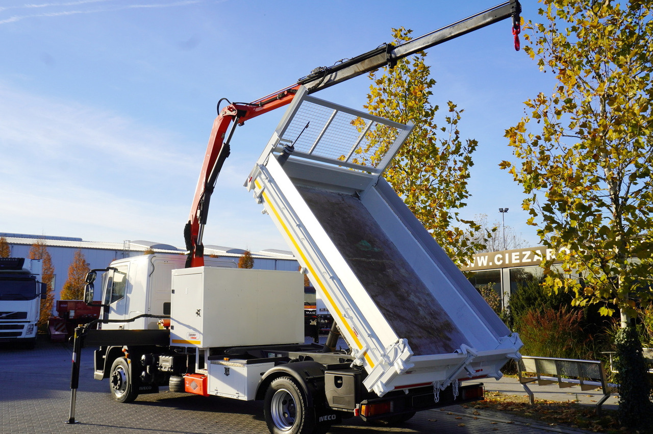 IVECO Eurocargo 120E18 Crane Palfinger / 3-way tipper / sleeper cab - Kranbil: bilde 4 IVECO Eurocargo 120E18 Crane Palfinger / 3-way tipper / sleeper cab - Kranbil: bilde 4