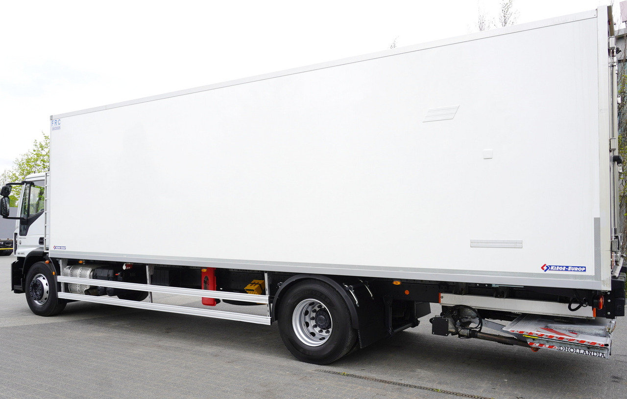 IVECO Eurocargo 190-280L E6 4x2 / Refrigerator / Dhollandia DHSM.20 tail lift / 21 pallets - Lastebil med kjøl: bilde 3 IVECO Eurocargo 190-280L E6 4x2 / Refrigerator / Dhollandia DHSM.20 tail lift / 21 pallets - Lastebil med kjøl: bilde 3