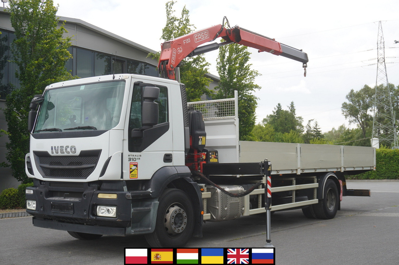 IVECO STRALIS 19.310 E6 / Flatbed 19 EPAL / FASSI F135 / 225 MTH! / 5.7 T - Planbil, Kranbil: bilde 1 IVECO STRALIS 19.310 E6 / Flatbed 19 EPAL / FASSI F135 / 225 MTH! / 5.7 T - Planbil, Kranbil: bilde 1