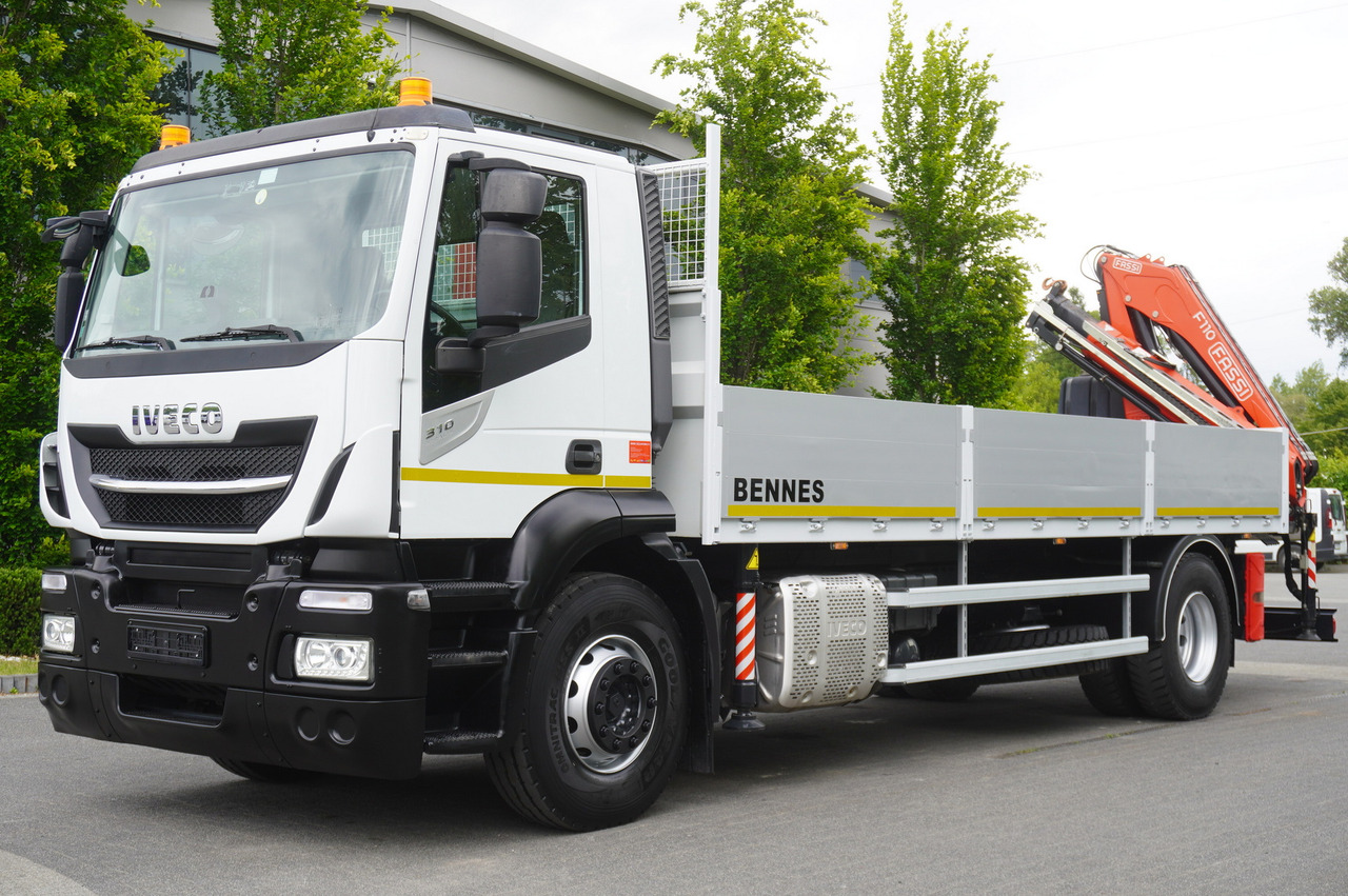 Iveco Stralis 310 / 34 tho km !!! / FASSI 4 Tons 400 MTH! / Flatbed - Kranbil, Kranbil: bilde 4 Iveco Stralis 310 / 34 tho km !!! / FASSI 4 Tons 400 MTH! / Flatbed - Kranbil, Kranbil: bilde 4
