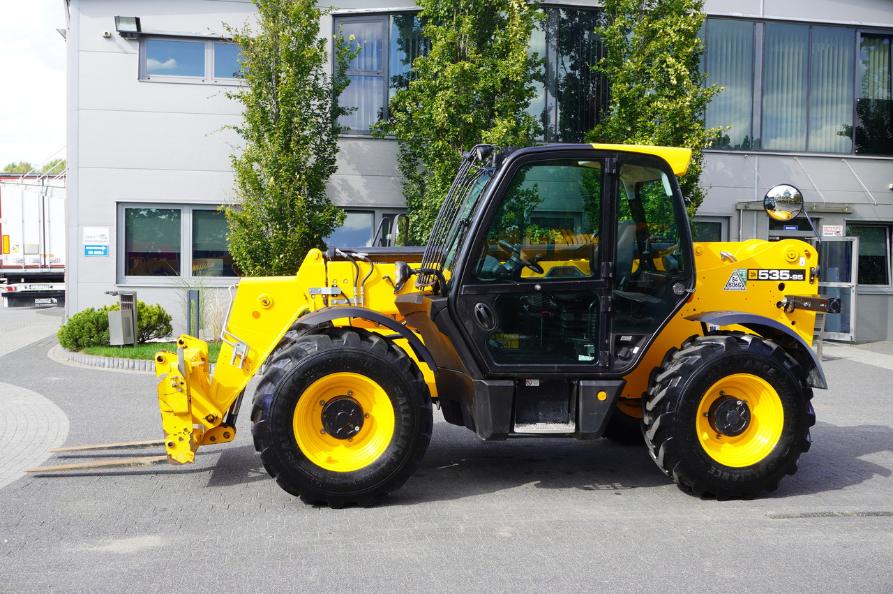 JCB 535-95 / 3.5 T / range 9.5 m / 700 MTH!! - Teleskophjullaster: bilde 4 JCB 535-95 / 3.5 T / range 9.5 m / 700 MTH!! - Teleskophjullaster: bilde 4