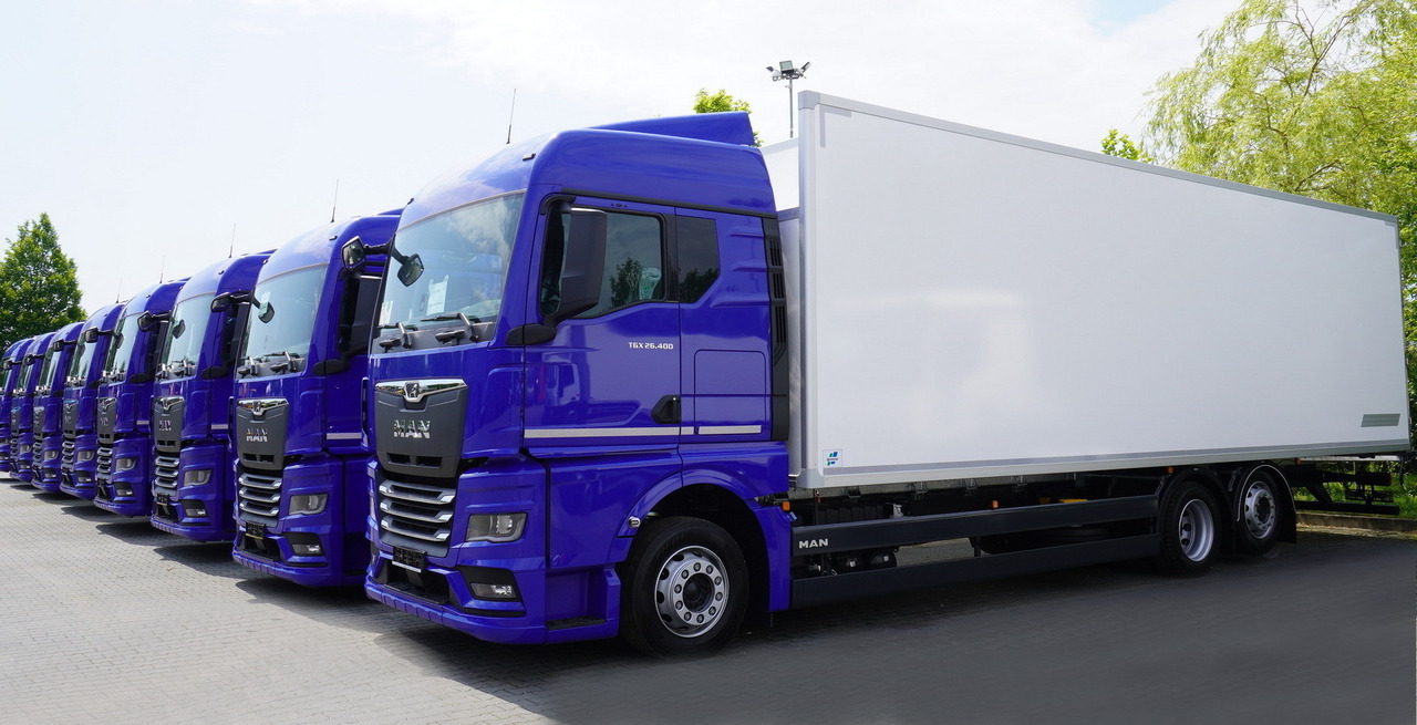 MAN New MAN TGX 26.400 / NEW IGLOOCAR refrigerator 23 pallets / 6×2 / 2024 / 10 units - Isotermisk lastebil: bilde 4 MAN New MAN TGX 26.400 / NEW IGLOOCAR refrigerator 23 pallets / 6×2 / 2024 / 10 units - Isotermisk lastebil: bilde 4