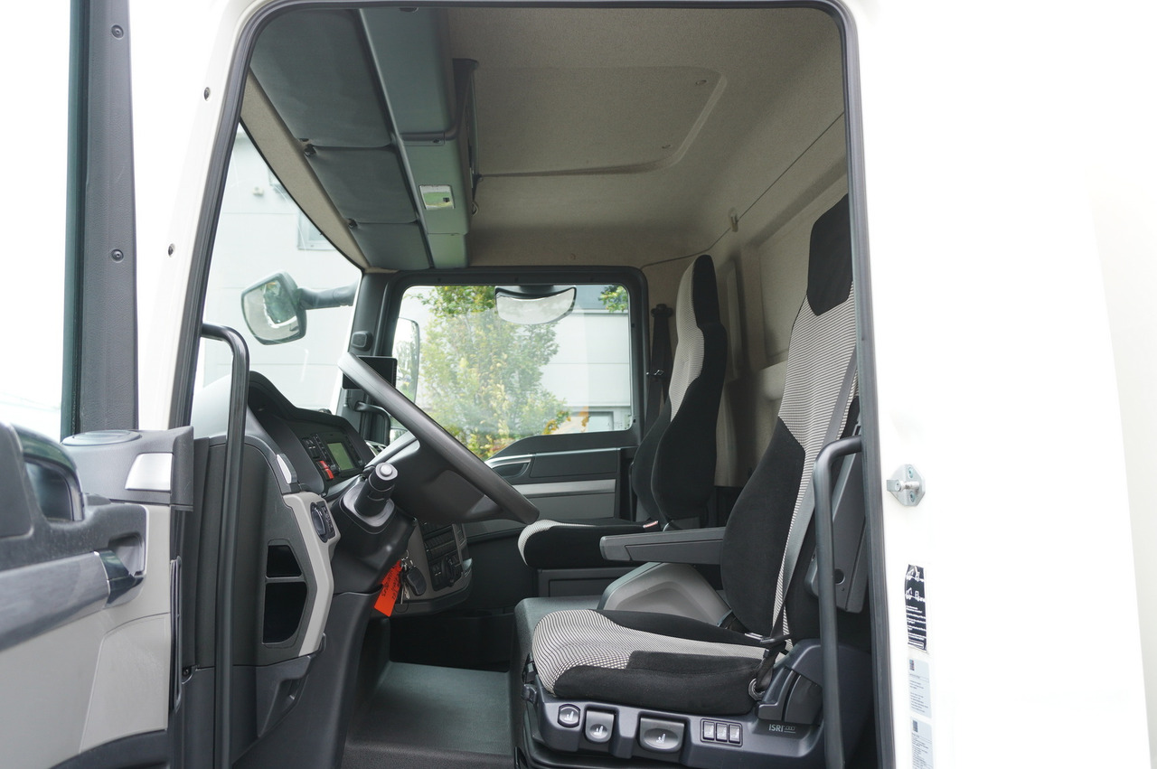 Leie MAN TGL 12.190 / CHEREAU Refrigerator 18 PAL multitemperature / Thermoking T-1200R / 100,000 km MAN TGL 12.190 / CHEREAU Refrigerator 18 PAL multitemperature / Thermoking T-1200R / 100,000 km: bilde 21