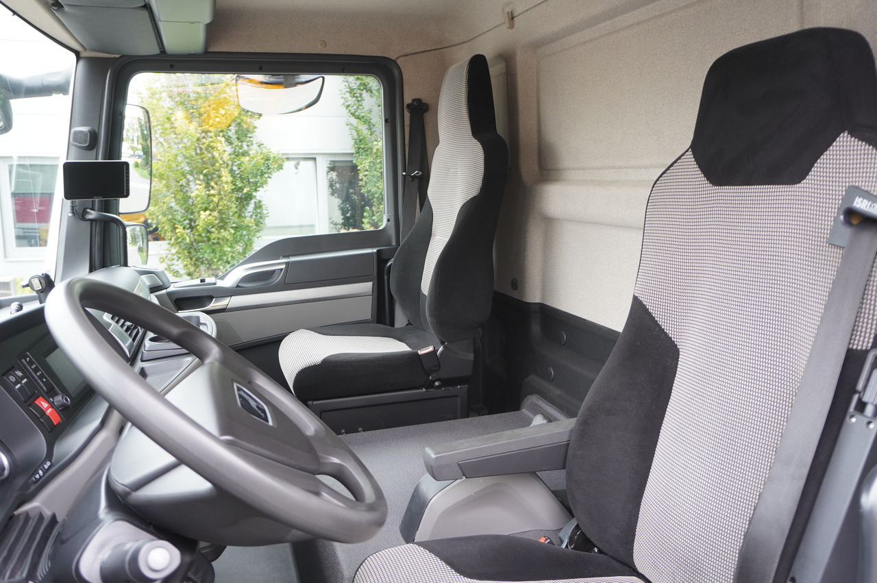 Leie MAN TGL 12.190 / CHEREAU Refrigerator 18 PAL multitemperature / Thermoking T-1200R / 100,000 km MAN TGL 12.190 / CHEREAU Refrigerator 18 PAL multitemperature / Thermoking T-1200R / 100,000 km: bilde 22