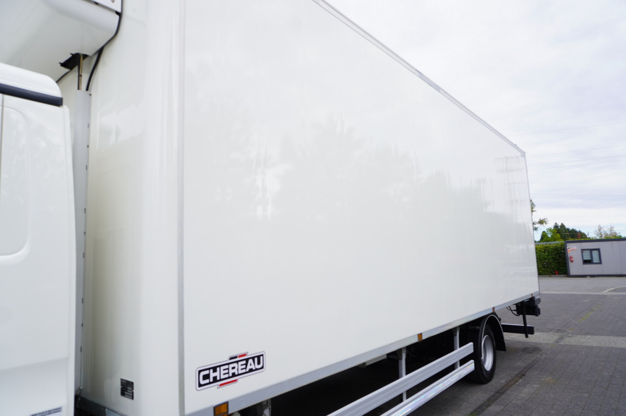 Leie MAN TGL 12.190 / CHEREAU Refrigerator 18 PAL multitemperature / Thermoking T-1200R / 100,000 km MAN TGL 12.190 / CHEREAU Refrigerator 18 PAL multitemperature / Thermoking T-1200R / 100,000 km: bilde 12
