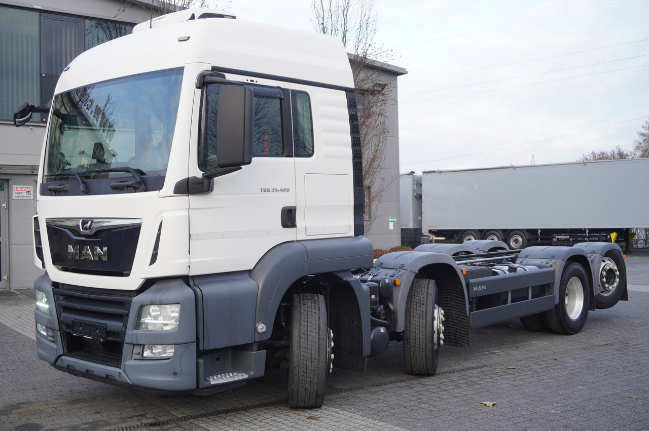MAN TGS 35.420 8×2 / Chassis 6.4 m / 3 steered axles / 2 units - Chassis lastebil: bilde 5 MAN TGS 35.420 8×2 / Chassis 6.4 m / 3 steered axles / 2 units - Chassis lastebil: bilde 5