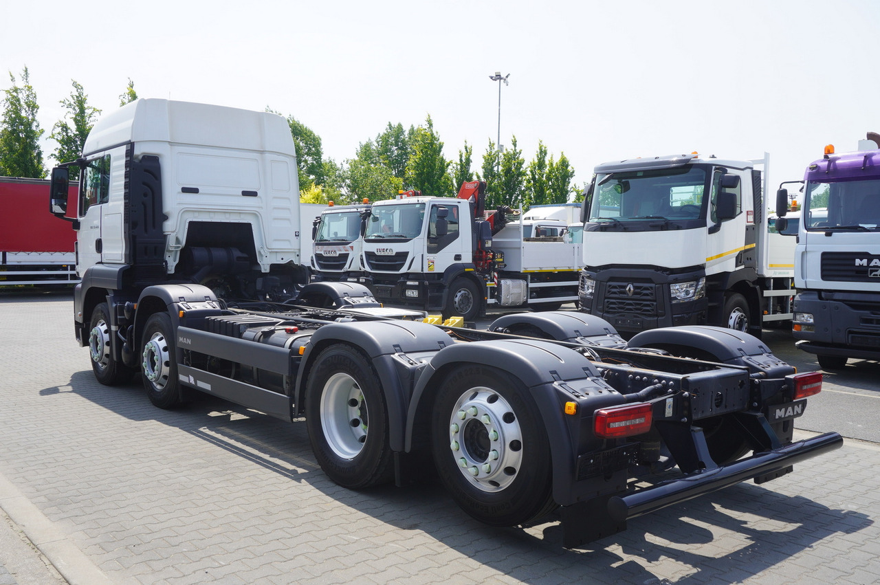 MAN TGS 35.420 8x2 / Chassis 6.4 m / 3 steered axles - Chassis lastebil: bilde 4 MAN TGS 35.420 8x2 / Chassis 6.4 m / 3 steered axles - Chassis lastebil: bilde 4