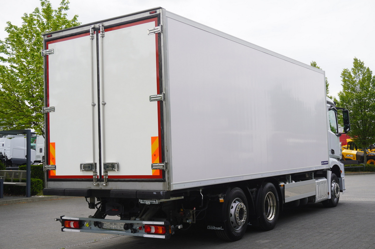 MERCEDES-BENZ 2543 / NEW Lamberet refrigerator/ 160 tho. km / steered 3rd axle - Lastebil med kjøl: bilde 4 MERCEDES-BENZ 2543 / NEW Lamberet refrigerator/ 160 tho. km / steered 3rd axle - Lastebil med kjøl: bilde 4