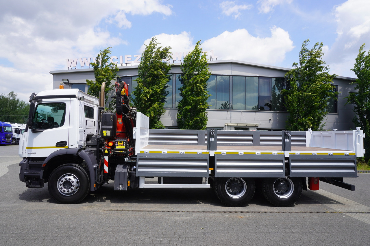 MERCEDES-BENZ AROCS 2633 6x4 / 5.5 T crane FASSI F135 / Tipper 15 EPAL - Kranbil: bilde 4 MERCEDES-BENZ AROCS 2633 6x4 / 5.5 T crane FASSI F135 / Tipper 15 EPAL - Kranbil: bilde 4