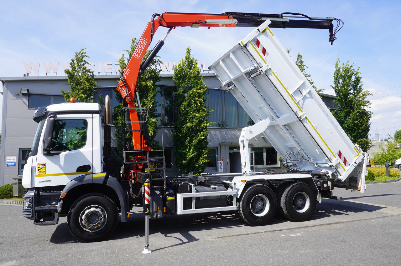 MERCEDES-BENZ AROCS 2636 / Fassi F155A.0.22 crane 6t / 120 tho. km / 3-sided dump truck / 2 x Bordmatic - Planbil, Kranbil: bilde 5 MERCEDES-BENZ AROCS 2636 / Fassi F155A.0.22 crane 6t / 120 tho. km / 3-sided dump truck / 2 x Bordmatic - Planbil, Kranbil: bilde 5