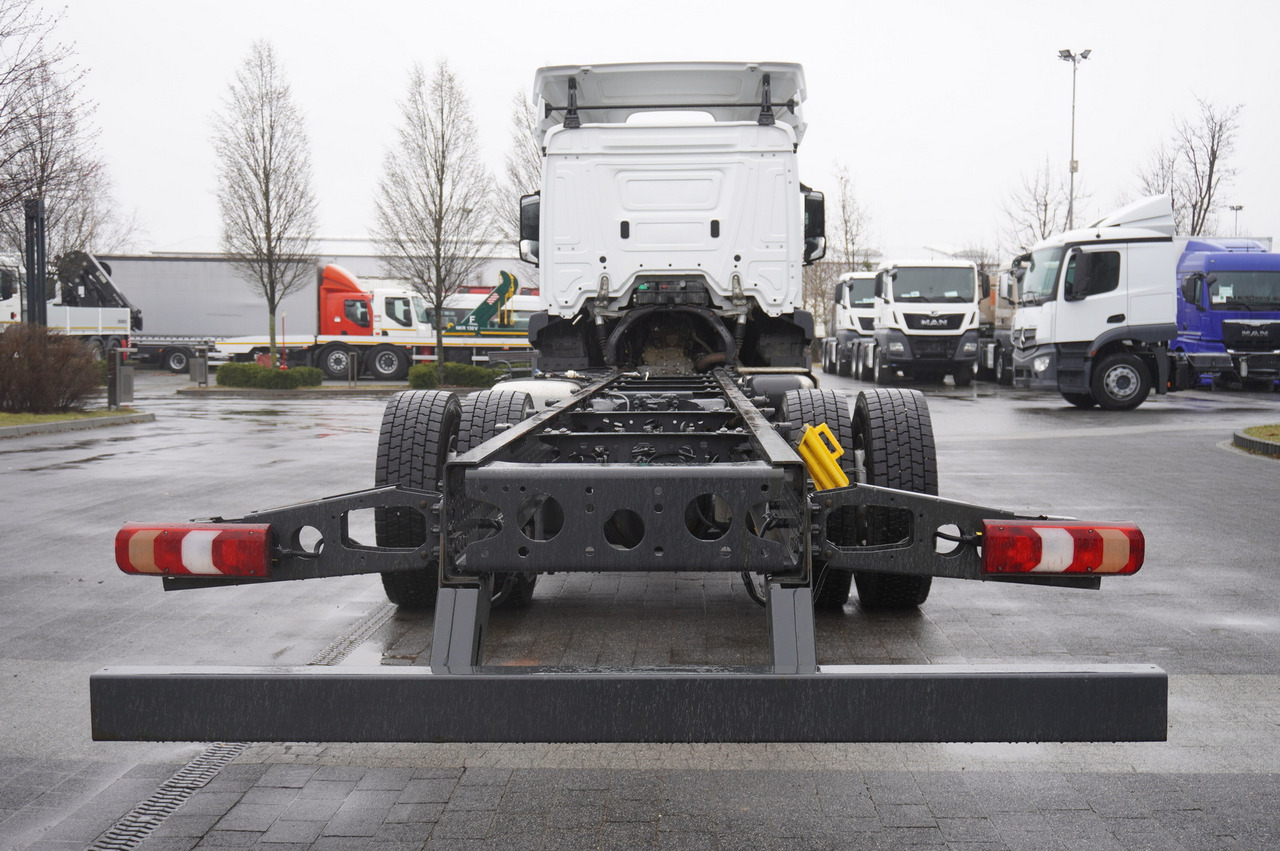 MERCEDES-BENZ Actros 1824 / 9.1 m chassis / sleeping cabin - Chassis lastebil: bilde 4 MERCEDES-BENZ Actros 1824 / 9.1 m chassis / sleeping cabin - Chassis lastebil: bilde 4