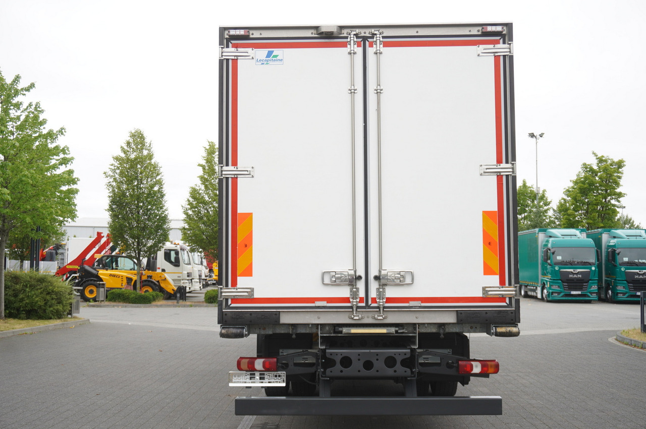 MERCEDES-BENZ Actros 1824 / Refrigerator 22 EPAL / Carrier Supra 950 / Sleeping cabin - Lastebil med kjøl: bilde 4 MERCEDES-BENZ Actros 1824 / Refrigerator 22 EPAL / Carrier Supra 950 / Sleeping cabin - Lastebil med kjøl: bilde 4