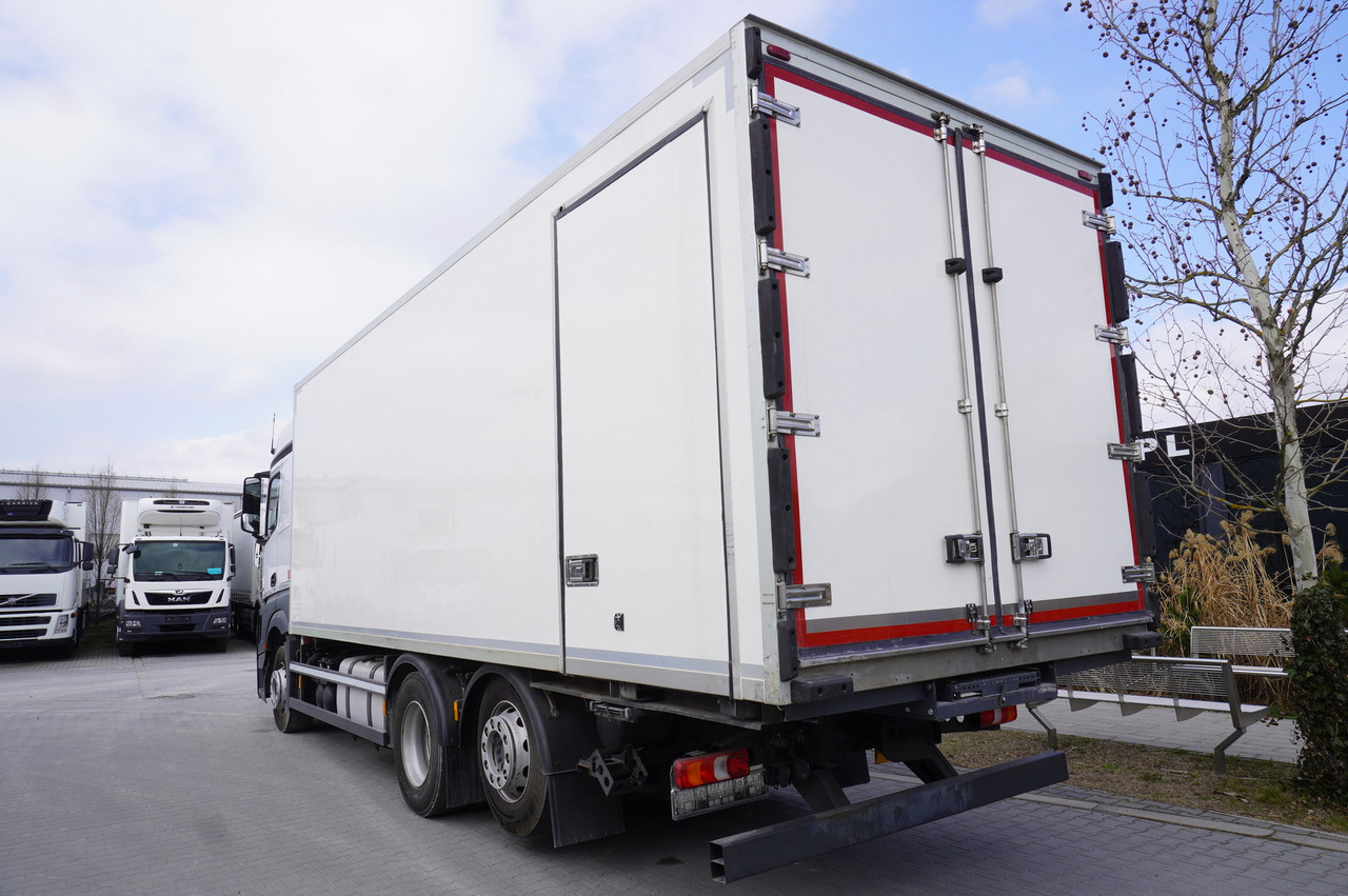 MERCEDES-BENZ Actros 2542 / GIGA cabin / Thermoking 1000R - Lastebil med kjøl: bilde 3 MERCEDES-BENZ Actros 2542 / GIGA cabin / Thermoking 1000R - Lastebil med kjøl: bilde 3