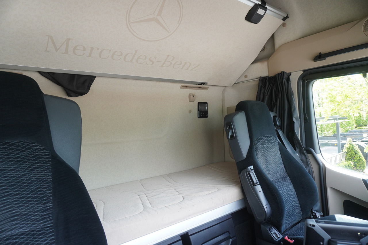 Leie MERCEDES-BENZ Actros 2542 / NEW tow truck / steered 3rd axle MERCEDES-BENZ Actros 2542 / NEW tow truck / steered 3rd axle: bilde 27 Leie MERCEDES-BENZ Actros 2542 / NEW tow truck / steered 3rd axle MERCEDES-BENZ Actros 2542 / NEW tow truck / steered 3rd axle: bilde 27