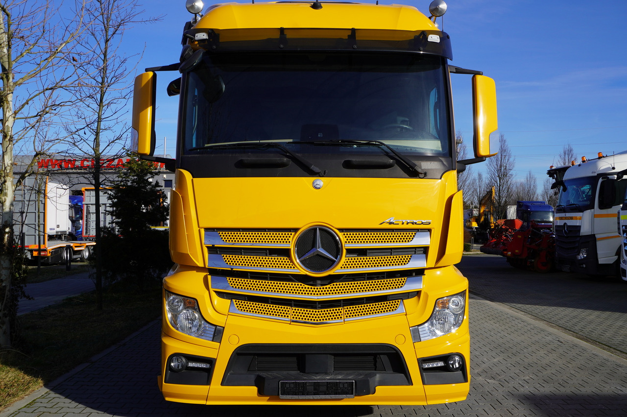 MERCEDES-BENZ Actros 2543 E6 6×2 / Refrigerated truck / ATP/FRC / 20 pallets / 260000 km!!! - Lastebil med kjøl: bilde 3 MERCEDES-BENZ Actros 2543 E6 6×2 / Refrigerated truck / ATP/FRC / 20 pallets / 260000 km!!! - Lastebil med kjøl: bilde 3