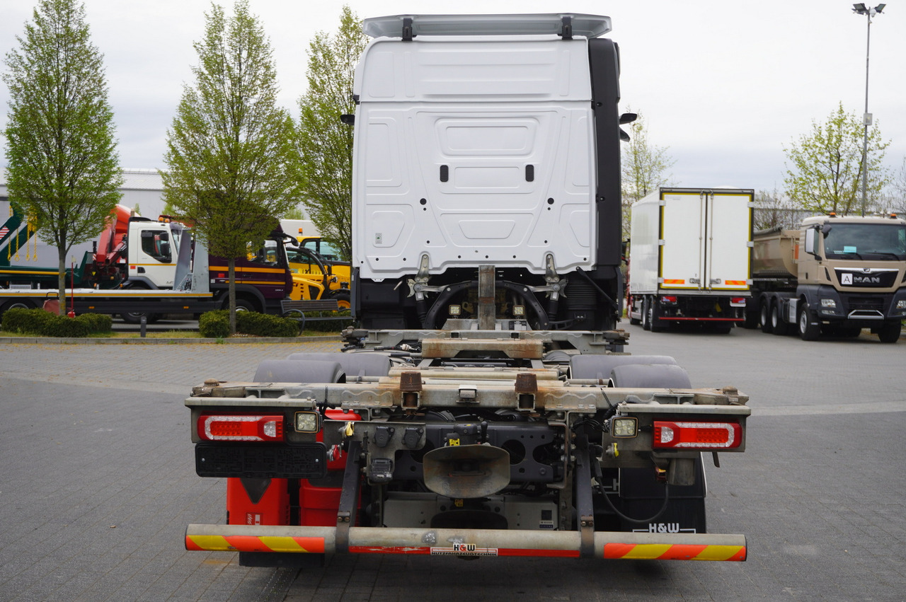 MERCEDES-BENZ Actros 2545 / 2021 / BDF / sleeper cab - Container-transport/ Vekselflak lastebil: bilde 4 MERCEDES-BENZ Actros 2545 / 2021 / BDF / sleeper cab - Container-transport/ Vekselflak lastebil: bilde 4