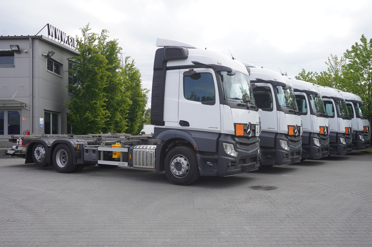 MERCEDES-BENZ Actros 2545 6×2 MP5 / ADR AT / 12 units - Container-transport/ Vekselflak lastebil: bilde 2 MERCEDES-BENZ Actros 2545 6×2 MP5 / ADR AT / 12 units - Container-transport/ Vekselflak lastebil: bilde 2