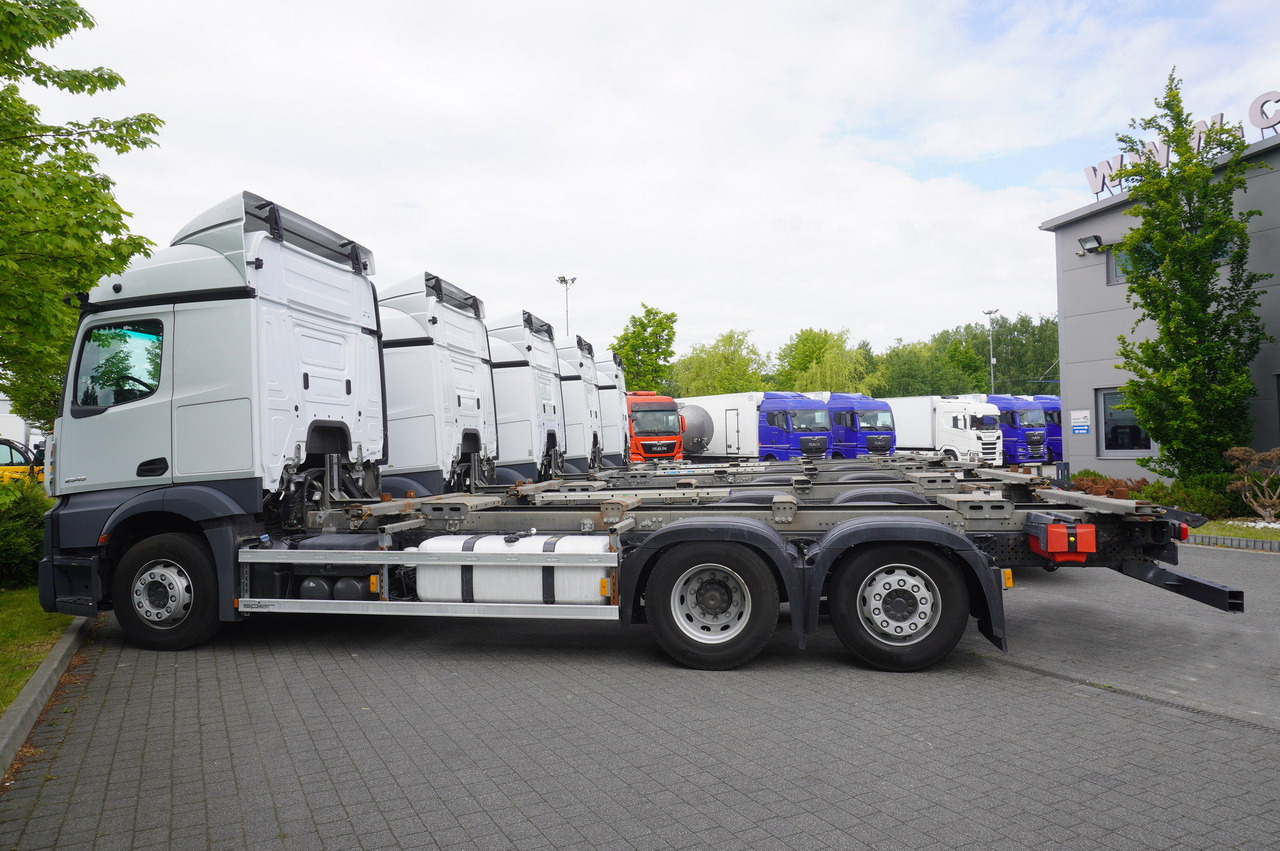 MERCEDES-BENZ Actros 2545 6×2 MP5 / ADR AT / 12 units - Container-transport/ Vekselflak lastebil: bilde 5 MERCEDES-BENZ Actros 2545 6×2 MP5 / ADR AT / 12 units - Container-transport/ Vekselflak lastebil: bilde 5