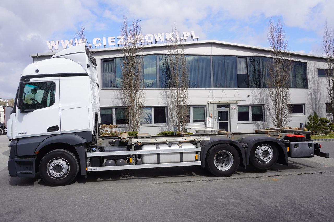 MERCEDES-BENZ Actros 2545 6×2 MP5 / FULL ADR / several units - Container-transport/ Vekselflak lastebil: bilde 2 MERCEDES-BENZ Actros 2545 6×2 MP5 / FULL ADR / several units - Container-transport/ Vekselflak lastebil: bilde 2