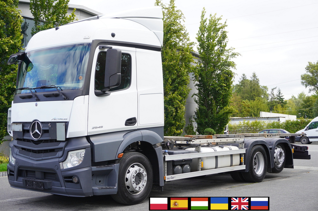 MERCEDES-BENZ Actros 2545 6×2 MP5 / Full ADR / 2 units - Container-transport/ Vekselflak lastebil: bilde 1 MERCEDES-BENZ Actros 2545 6×2 MP5 / Full ADR / 2 units - Container-transport/ Vekselflak lastebil: bilde 1