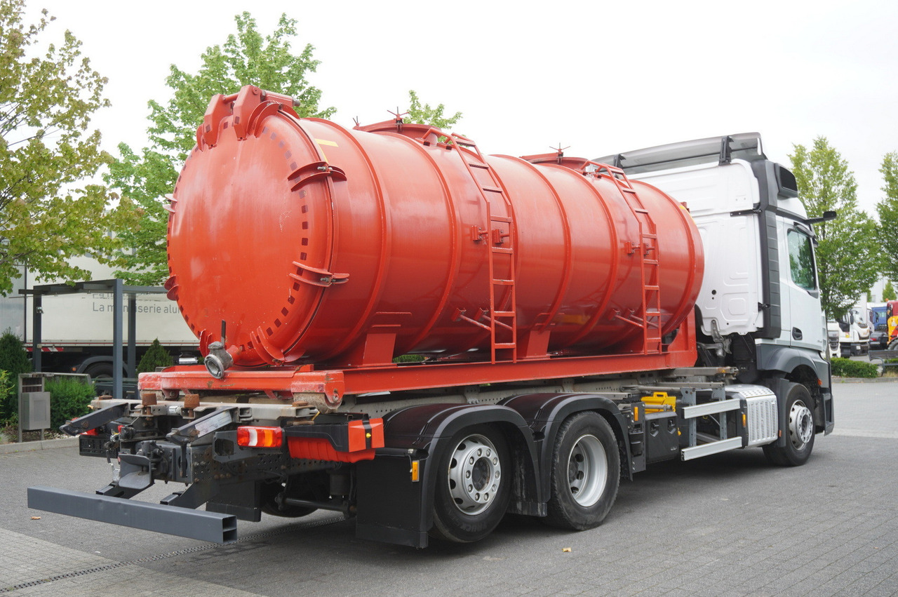 MERCEDES-BENZ Actros 2545 6 × 2 MP5 / NEW septic barrel 13000 L - Tankbil: bilde 4 MERCEDES-BENZ Actros 2545 6 × 2 MP5 / NEW septic barrel 13000 L - Tankbil: bilde 4