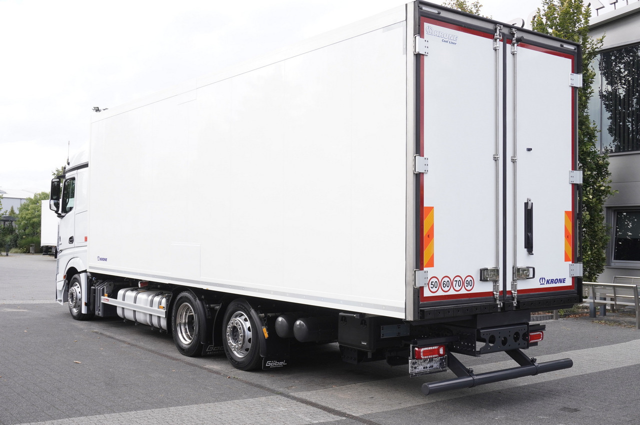 MERCEDES-BENZ Actros 2545 MP5 6×2 E6 / KRONE REFRIGERATOR 40 pallets Bitemperature Doppelstock / high 2.7m - Lastebil med kjøl: bilde 3 MERCEDES-BENZ Actros 2545 MP5 6×2 E6 / KRONE REFRIGERATOR 40 pallets Bitemperature Doppelstock / high 2.7m - Lastebil med kjøl: bilde 3