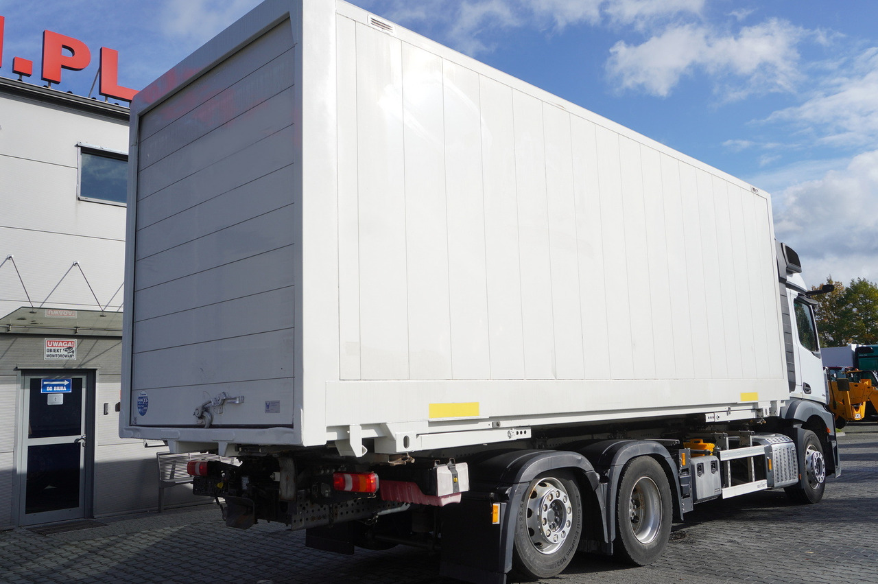 MERCEDES-BENZ Actros 2545 MP5 / KRONE 18 EPAL box body / ADR AT - Lastebil med kjøl: bilde 2 MERCEDES-BENZ Actros 2545 MP5 / KRONE 18 EPAL box body / ADR AT - Lastebil med kjøl: bilde 2
