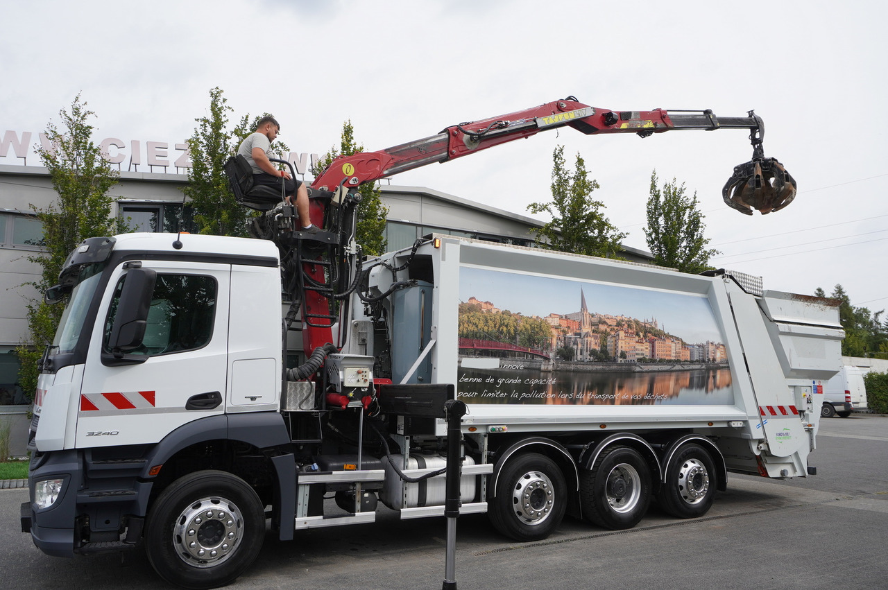 MERCEDES-BENZ Antos 3240 8x2 / Tajfun 5T crane / Farid Industries garbage truck/ 3 steered axles - Kranbil: bilde 1 MERCEDES-BENZ Antos 3240 8x2 / Tajfun 5T crane / Farid Industries garbage truck/ 3 steered axles - Kranbil: bilde 1