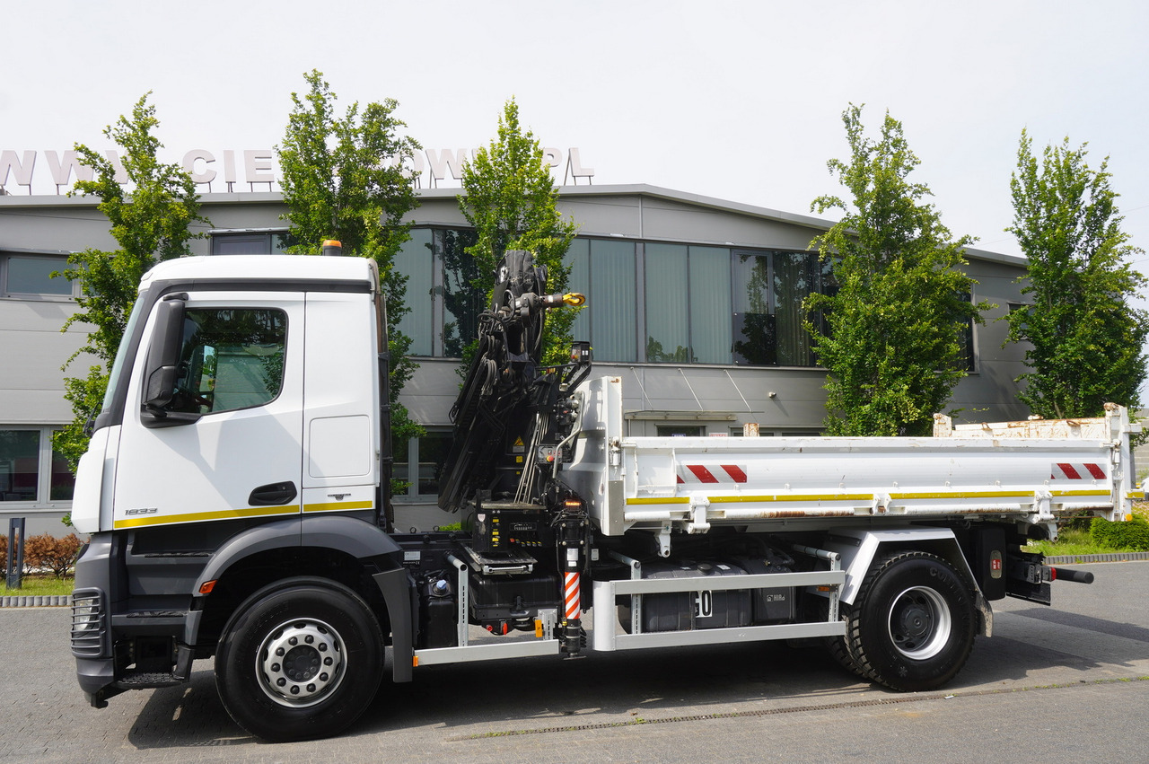 MERCEDES-BENZ Arocs 1833 / 87,000 km!!! / Hds HIAB X-DUO 128 B-2 / three-sided tipper - Planbil, Kranbil: bilde 5 MERCEDES-BENZ Arocs 1833 / 87,000 km!!! / Hds HIAB X-DUO 128 B-2 / three-sided tipper - Planbil, Kranbil: bilde 5