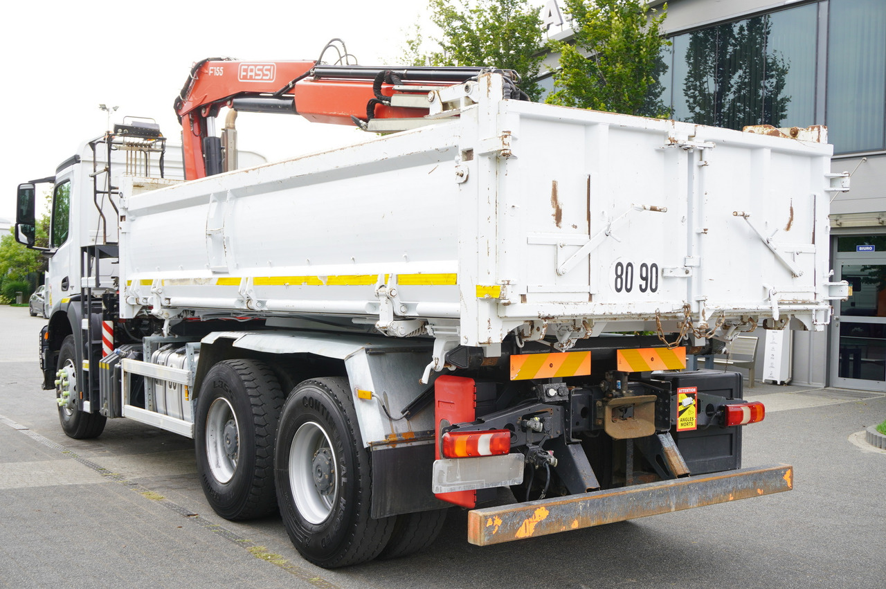 Kranbil MERCEDES-BENZ Arocs 2636 / 6x4 / HDS Fassi / 3-Way Tipper / Bortmatic: bilde 14