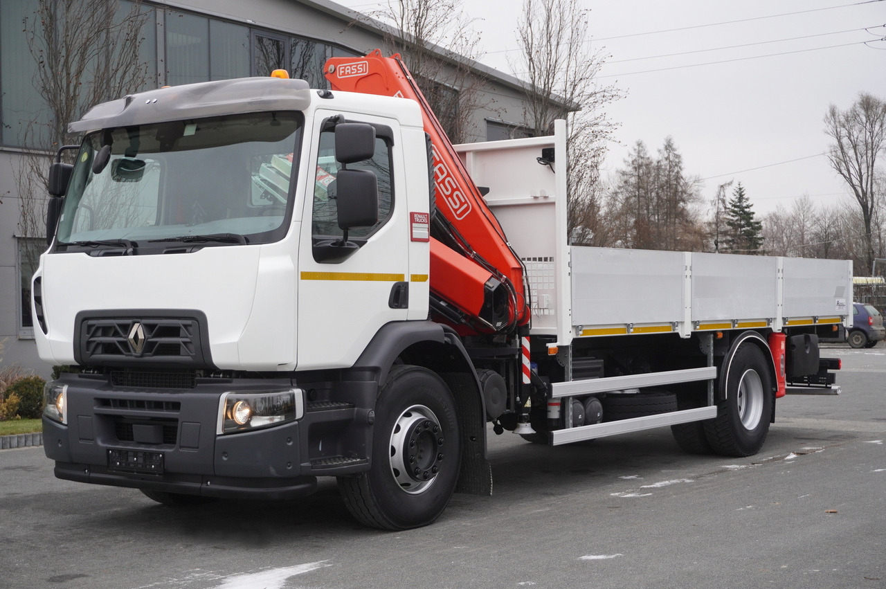RENAULT C280 DTI 8 / FASSI crane 5.6 T / 560 MTH / Remote control / Rotator / Flatbed 15 EPAL - Planbil, Kranbil: bilde 3 RENAULT C280 DTI 8 / FASSI crane 5.6 T / 560 MTH / Remote control / Rotator / Flatbed 15 EPAL - Planbil, Kranbil: bilde 3