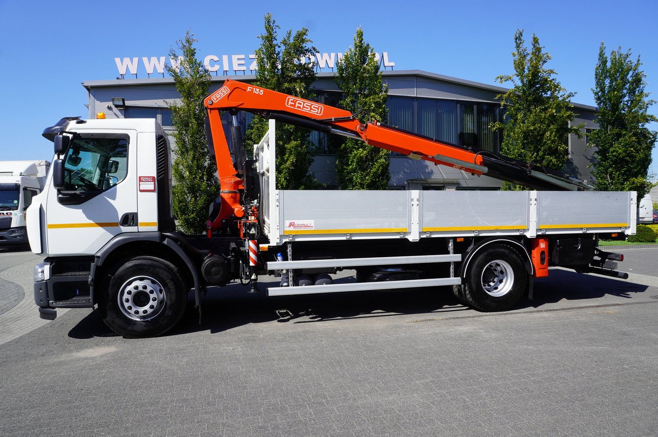 RENAULT C280 DTI 8 / FASSI crane 5.6 T / range 8 m / Flatbed 15 EPAL - Planbil, Kranbil: bilde 4 RENAULT C280 DTI 8 / FASSI crane 5.6 T / range 8 m / Flatbed 15 EPAL - Planbil, Kranbil: bilde 4