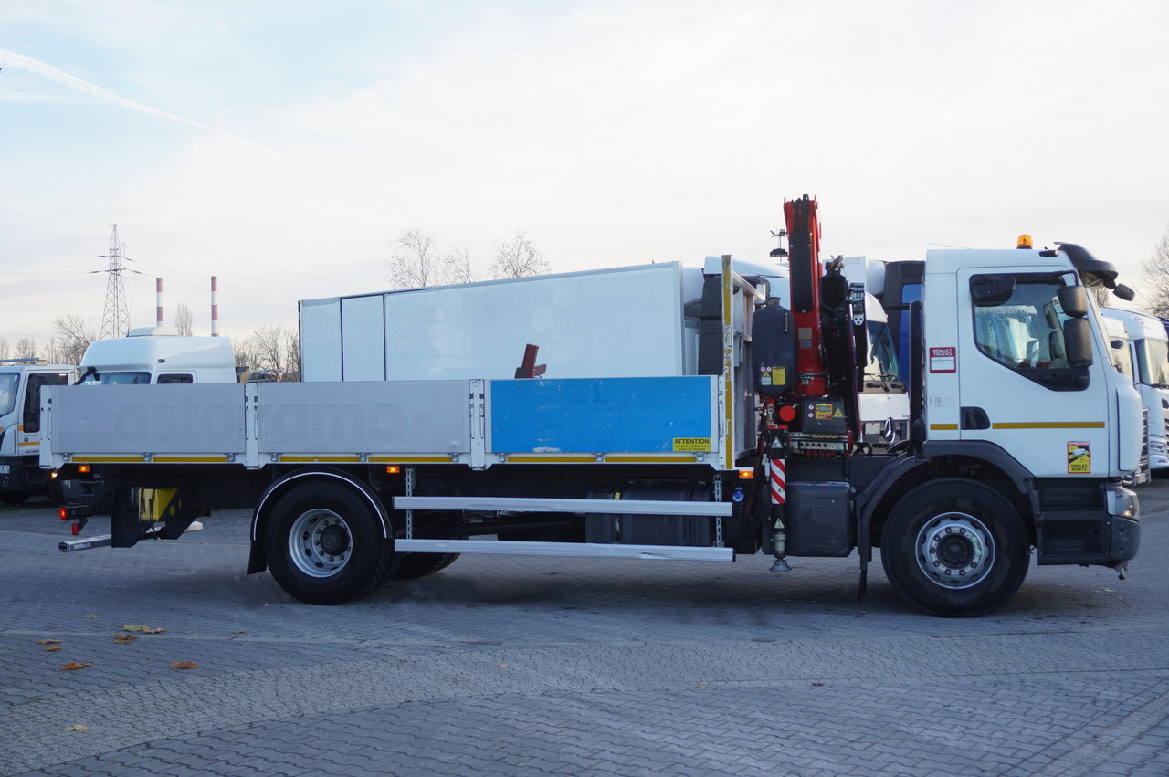 RENAULT C280 DTI 8 / FASSI crane 5.6 T / range 8 m / Flatbed 15 EPAL - Kranbil: bilde 4 RENAULT C280 DTI 8 / FASSI crane 5.6 T / range 8 m / Flatbed 15 EPAL - Kranbil: bilde 4
