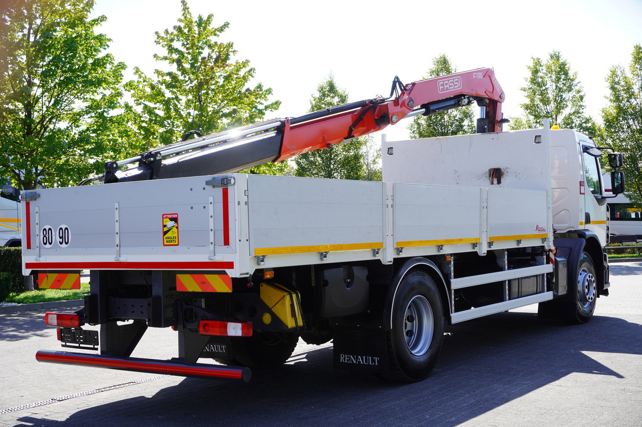 RENAULT C280 DTI 8 / FASSI crane 5.6 T / range 8 m / Flatbed 15 EPAL - Planbil, Kranbil: bilde 4 RENAULT C280 DTI 8 / FASSI crane 5.6 T / range 8 m / Flatbed 15 EPAL - Planbil, Kranbil: bilde 4