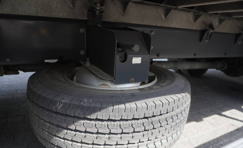 Leie RENAULT D12 E6 / Container 18 pallets / tail lift RENAULT D12 E6 / Container 18 pallets / tail lift: bilde 18