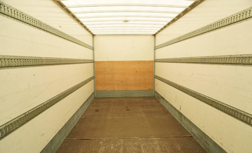 RENAULT D12 E6 / Container 18 pallets / tail lift - Skapbil: bilde 5 RENAULT D12 E6 / Container 18 pallets / tail lift - Skapbil: bilde 5