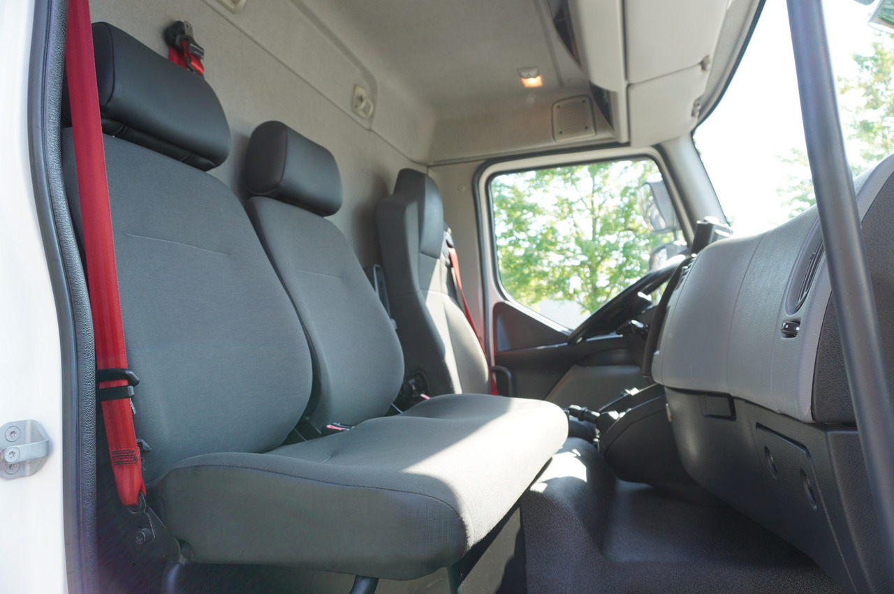 Transporter lastebil RENAULT D12 / New galvanized tow truck superstructure / 2025 / length 840 cm: bilde 29