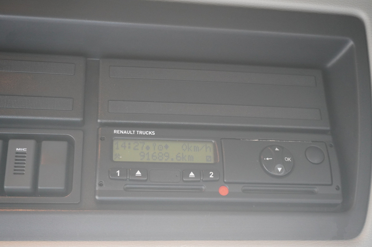 RENAULT D13 / 90 tho km !!! / Meat hook refrigerator / Thermoking T800R / 2 units - Lastebil med kjøl: bilde 2 RENAULT D13 / 90 tho km !!! / Meat hook refrigerator / Thermoking T800R / 2 units - Lastebil med kjøl: bilde 2