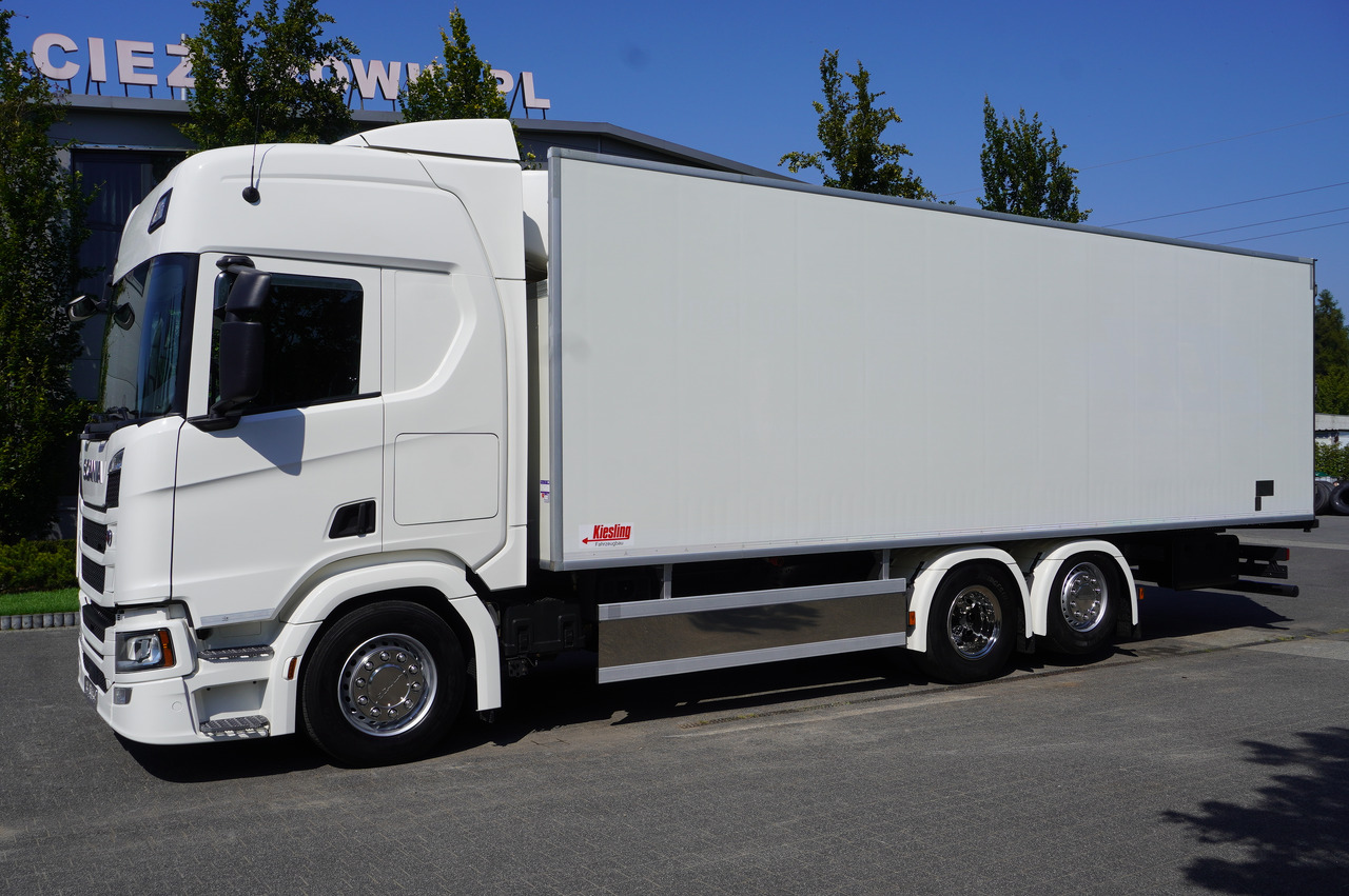 SCANIA R500 Hook-Up Refrigerated Truck KIESLING 20 EPAL / Carrier Supra 1250 Silent - Lastebil med kjøl: bilde 2 SCANIA R500 Hook-Up Refrigerated Truck KIESLING 20 EPAL / Carrier Supra 1250 Silent - Lastebil med kjøl: bilde 2