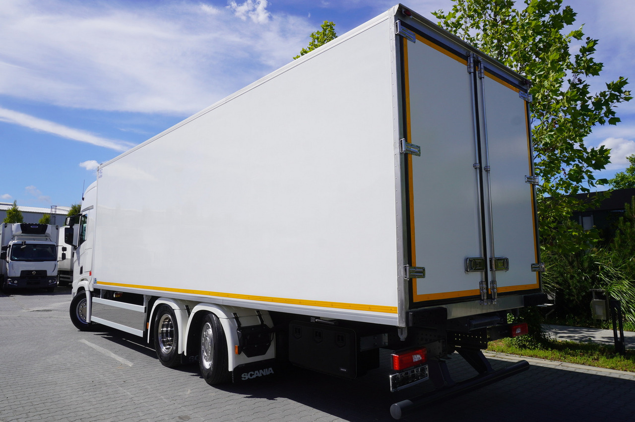 SCANIA R500 / Lecapitaine refrigerator 20 EPAL / Carrier Supra 950 / Steered 3rd axle - Lastebil med kjøl: bilde 3 SCANIA R500 / Lecapitaine refrigerator 20 EPAL / Carrier Supra 950 / Steered 3rd axle - Lastebil med kjøl: bilde 3