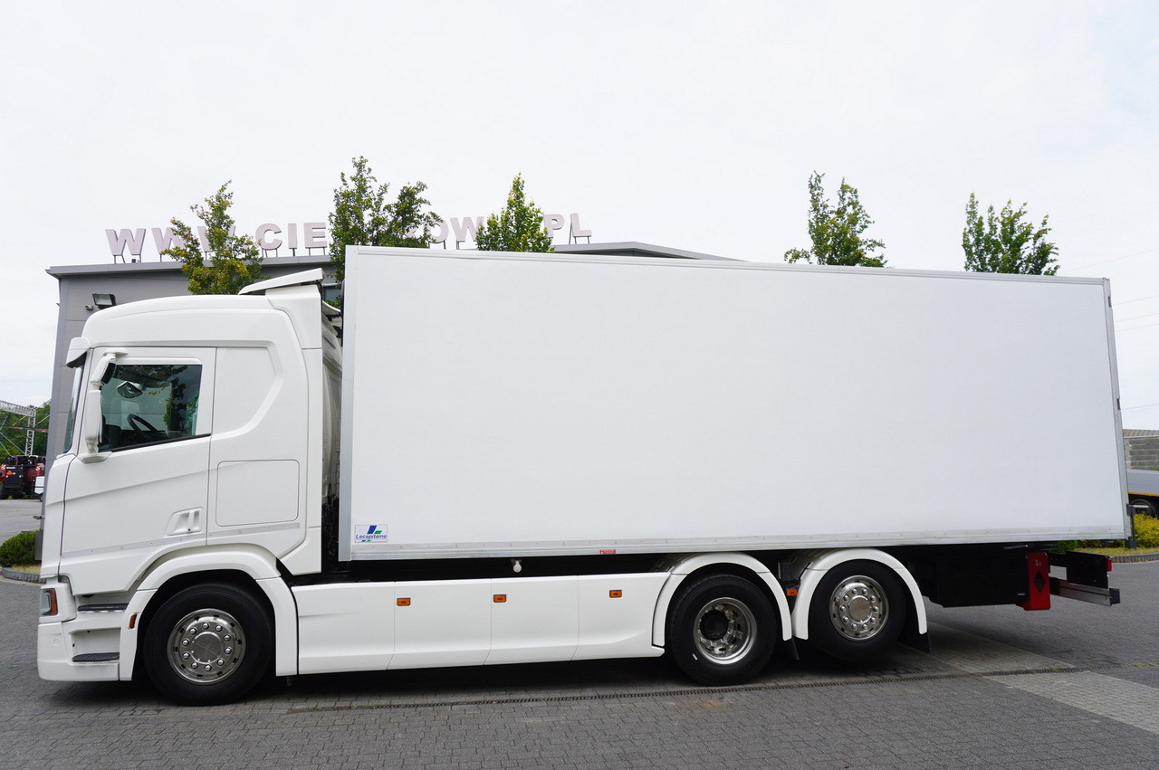 SCANIA R500 / Lecapitaine refrigerator / Carrier Supra 950 / steered 3rd axle - Lastebil med kjøl: bilde 2 SCANIA R500 / Lecapitaine refrigerator / Carrier Supra 950 / steered 3rd axle - Lastebil med kjøl: bilde 2