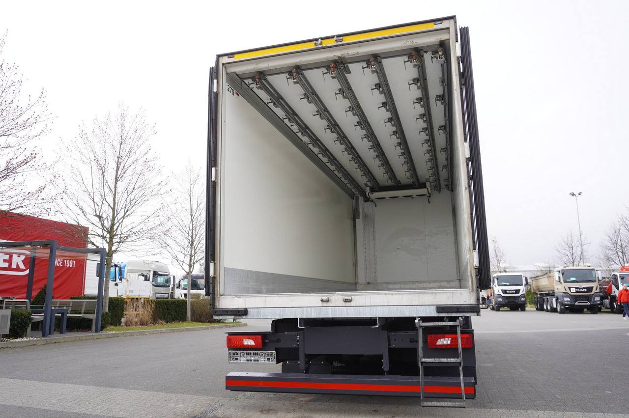 SCANIA R500 / Schmitz meat hook refrigerator / Carrier Supra 950U / 3rd steered axle - Lastebil med kjøl: bilde 5 SCANIA R500 / Schmitz meat hook refrigerator / Carrier Supra 950U / 3rd steered axle - Lastebil med kjøl: bilde 5