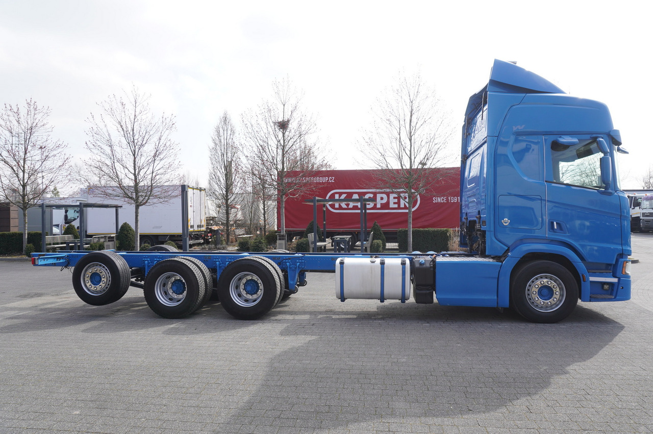 SCANIA R650 V8 / 650 HP/ frame 8.8 m / steered 4th axis - Chassis lastebil: bilde 4 SCANIA R650 V8 / 650 HP/ frame 8.8 m / steered 4th axis - Chassis lastebil: bilde 4